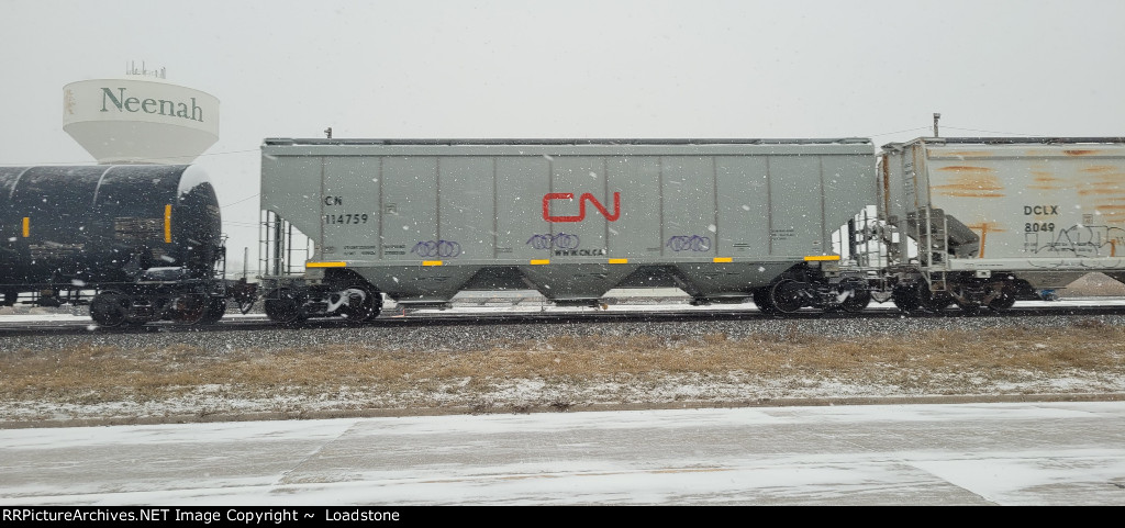 CN 114759